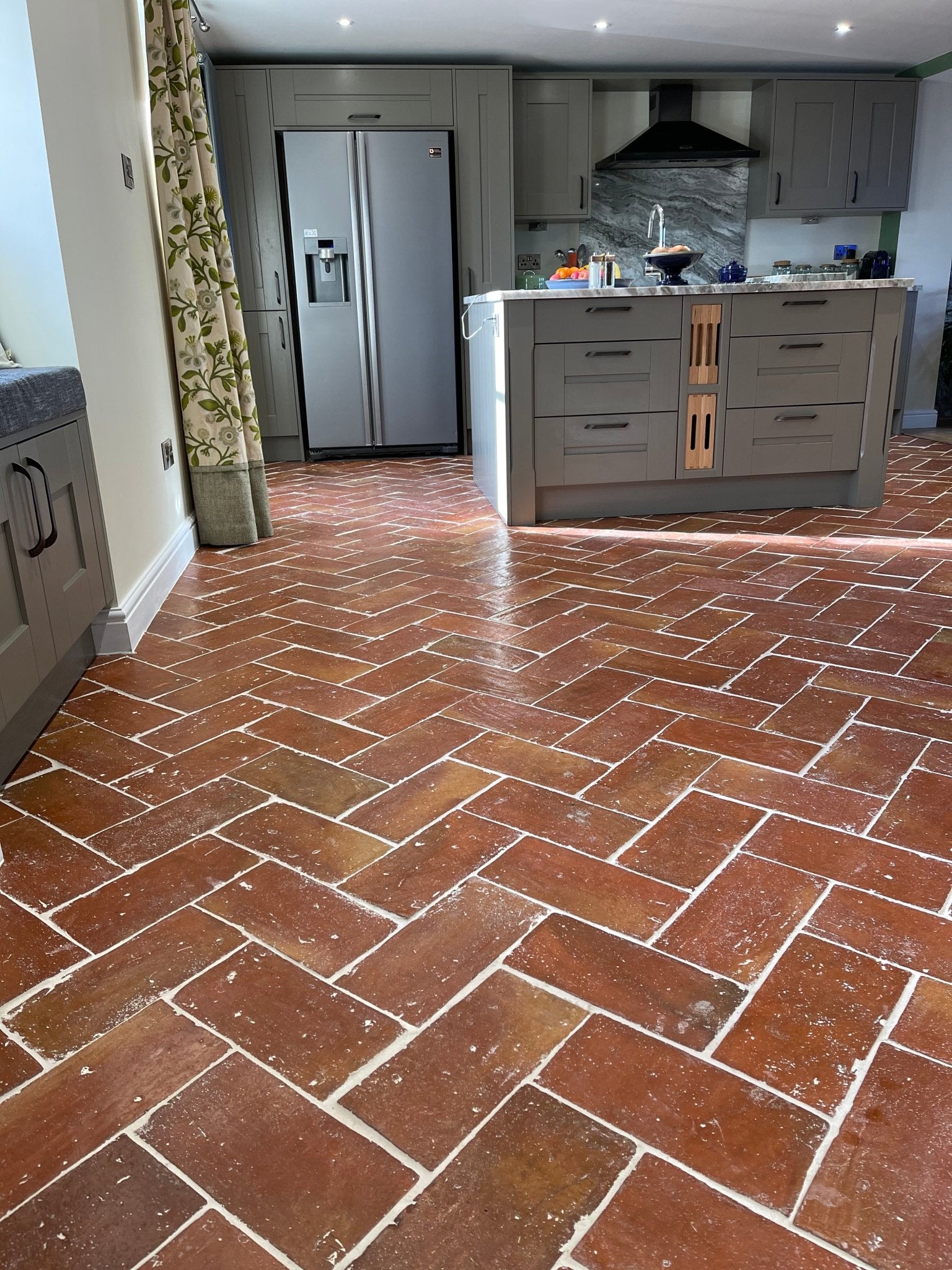 Rustic Presealed Rectangular Terracotta Tiles 15 x 30 x 2cm - Baked Earth
