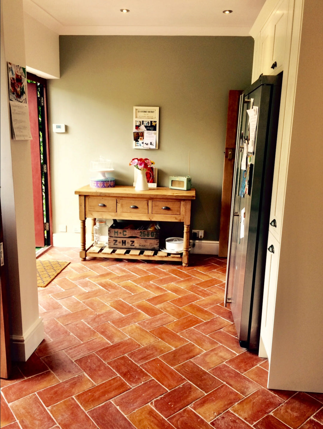 Saint Rossa Presealed Terracotta  Rectangular Floor Tiles 15 x 30 x 2 cm