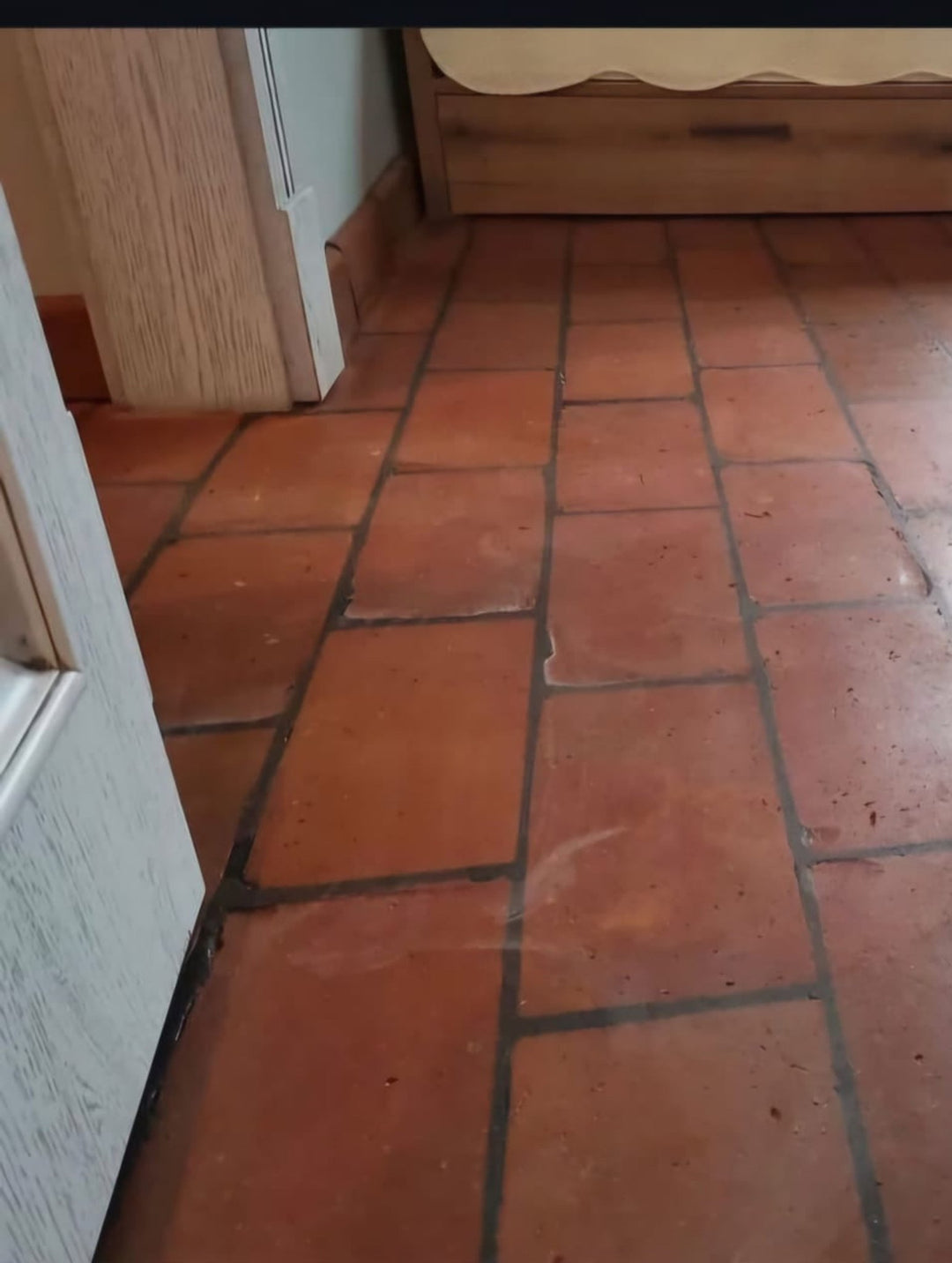 Reclaimed Terracotta Rectangular Floor Tiles – Pre - Sealed 15 × 30 × 2 cm - Baked Earth