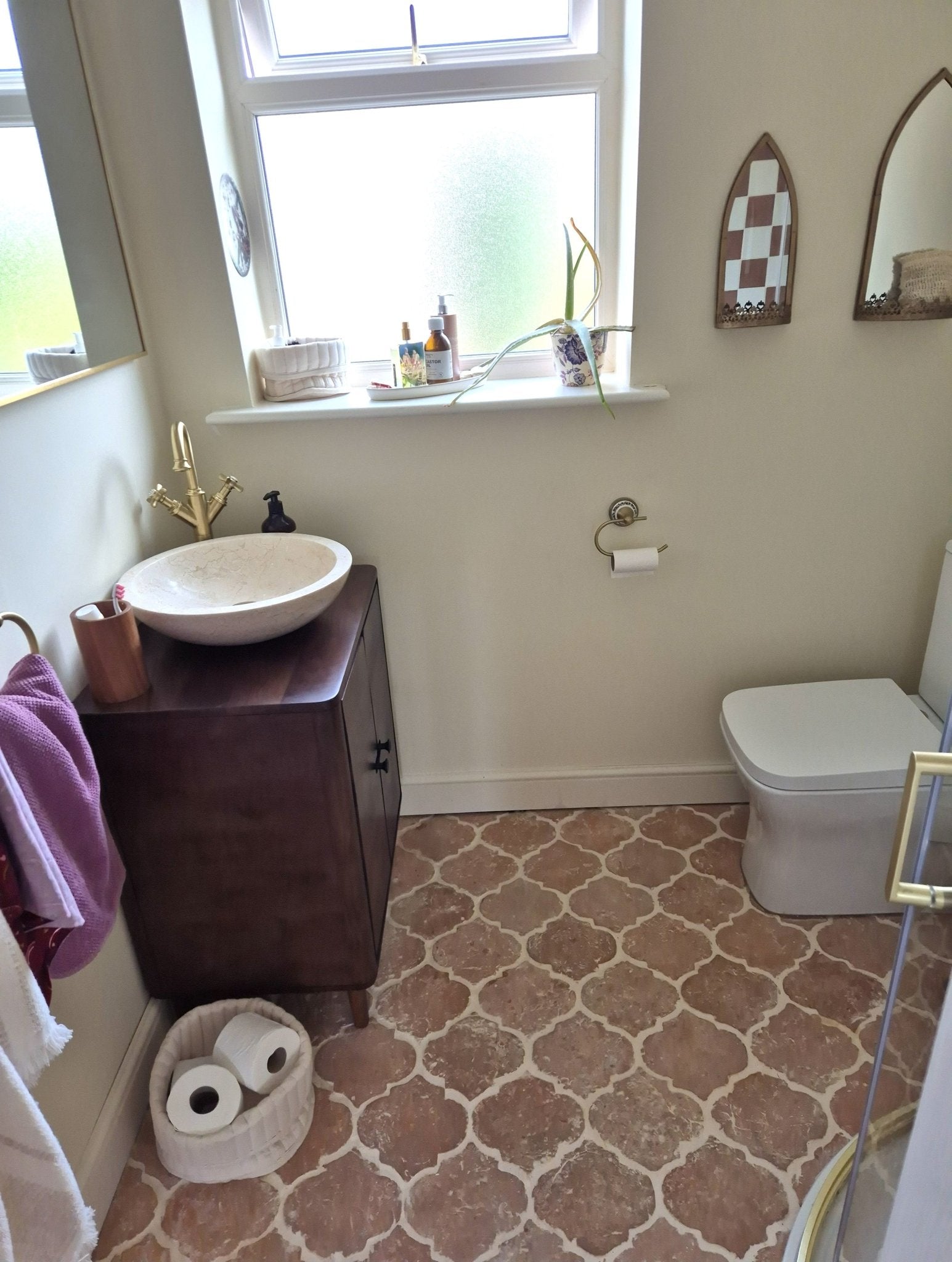 Saint Martin Pale Terracotta Arabesque Floor Tiles 21 x 20 x 2 cm