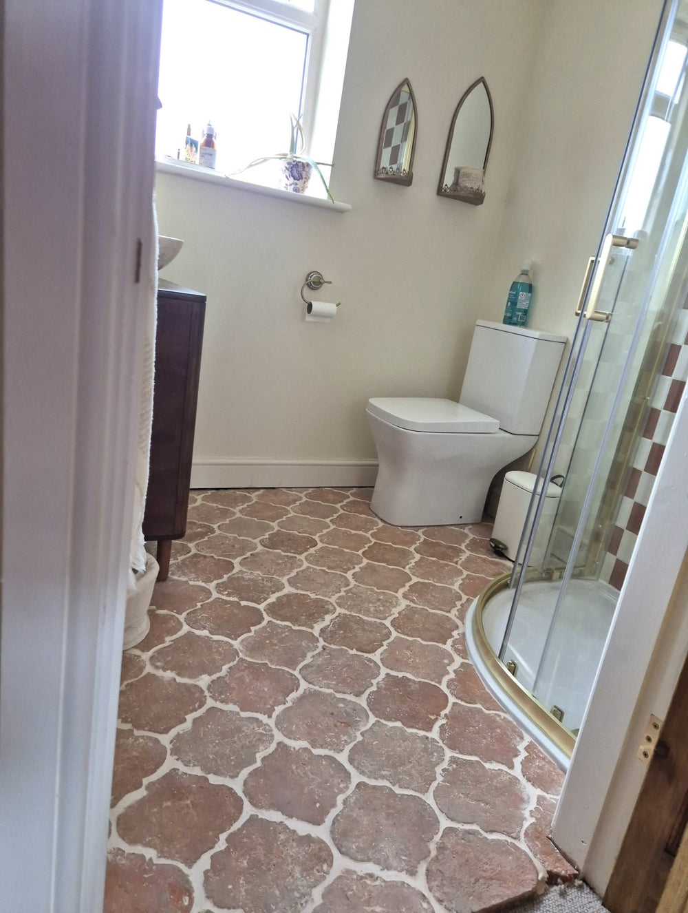 Saint Martin Pale Terracotta Arabesque Floor Tiles 21 x 20 x 2 cm - Baked Earth