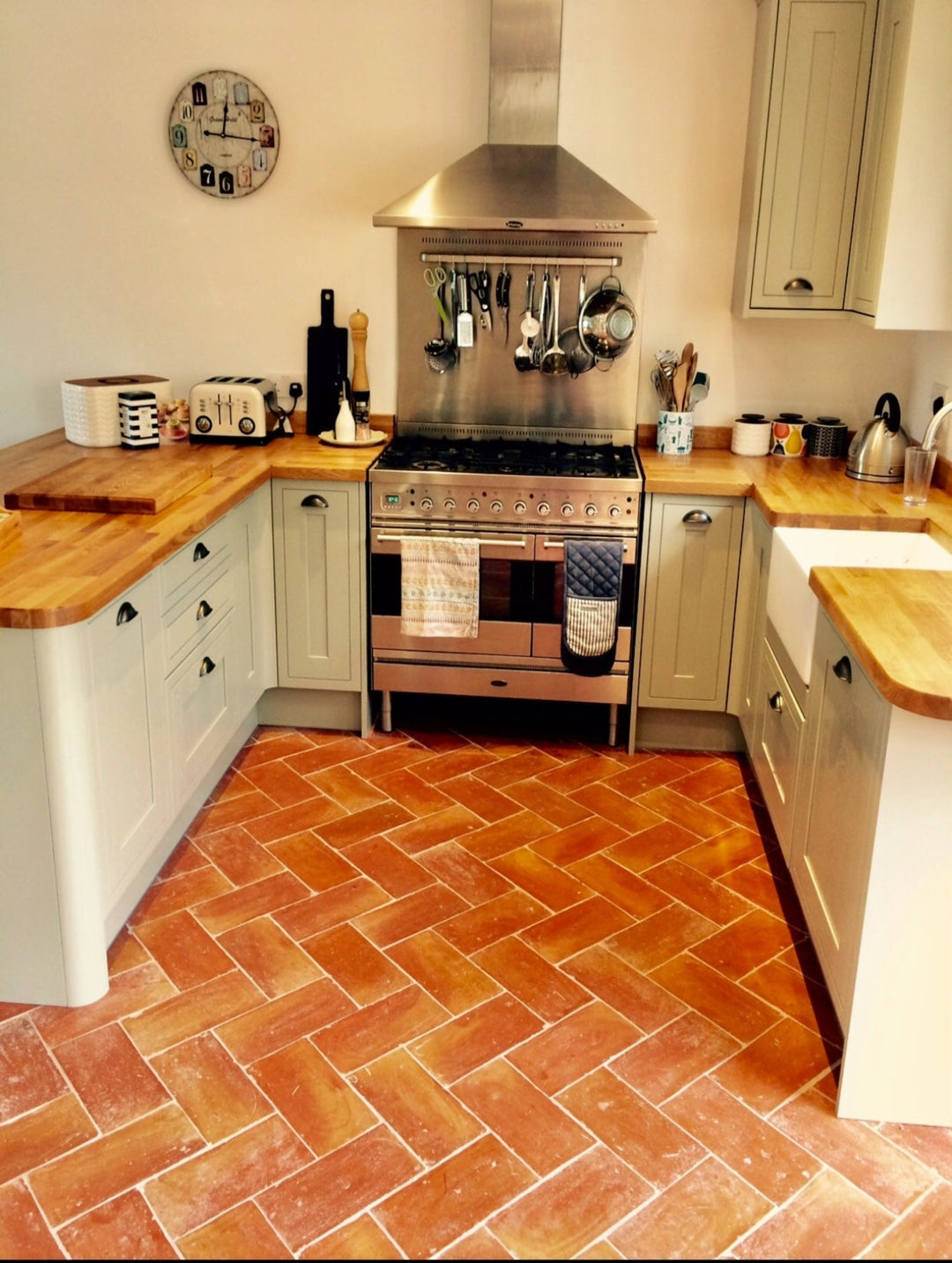 Saint Rossa Presealed Terracotta Rectangular Floor Tiles 15 x 30 x 2 cm - Baked Earth