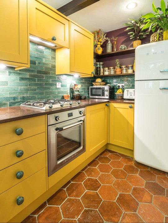 Saint Rossa Rustic Terracotta Hexagonal Floor Tiles 20 x 20 x 2cm - Baked Earth