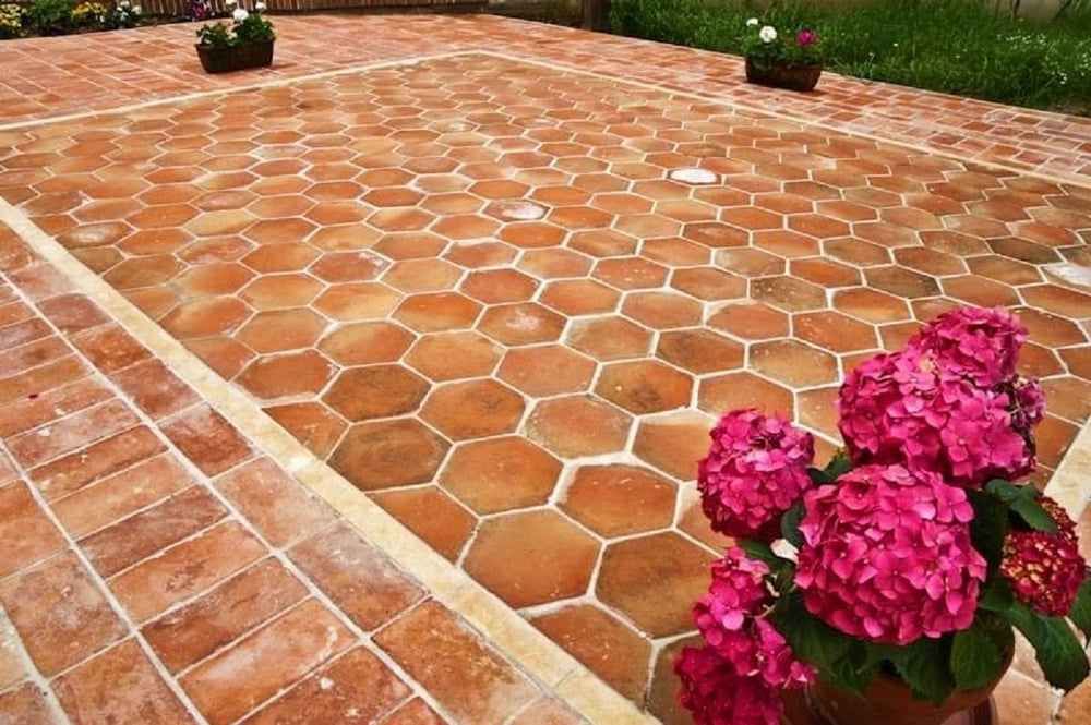 Rustic Terracotta Hexagonal Tiles 20 x 20 x 2cm - Baked Earth